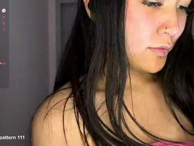 SeeShellman live cam on BongaCams