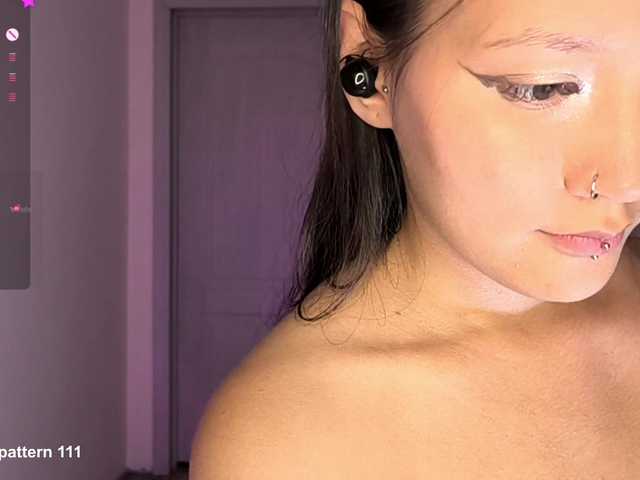 SeeShellman live cam on BongaCams