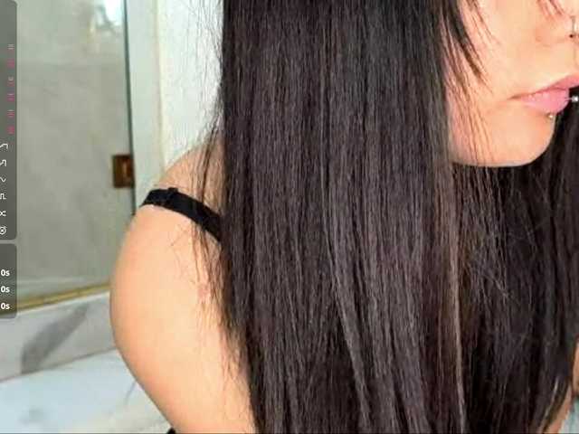 SeeShellman's BongaCams show and profile