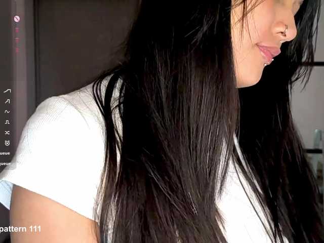 SeeShellman live cam on BongaCams