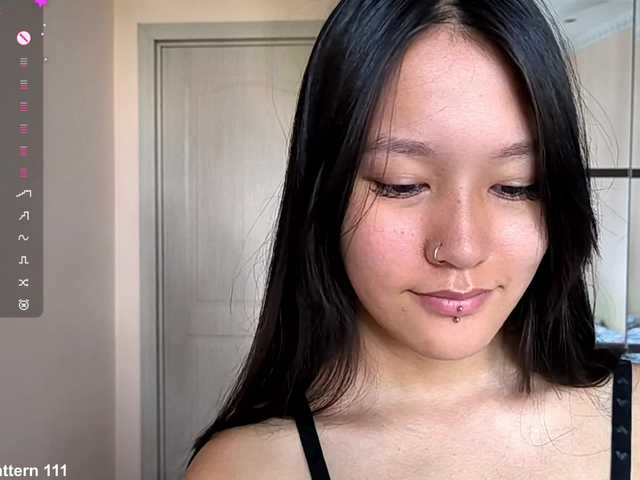 SeeShellman live cam on BongaCams