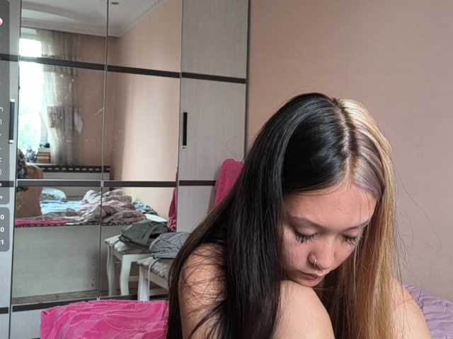 SeeShellman live cam on BongaCams