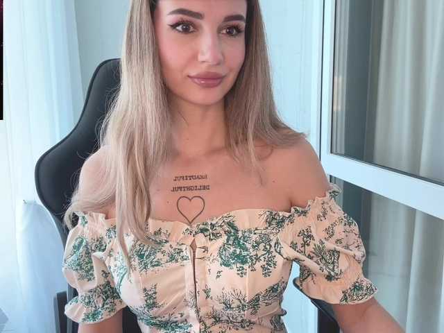 Blue-Berry-'s BongaCams show and profile