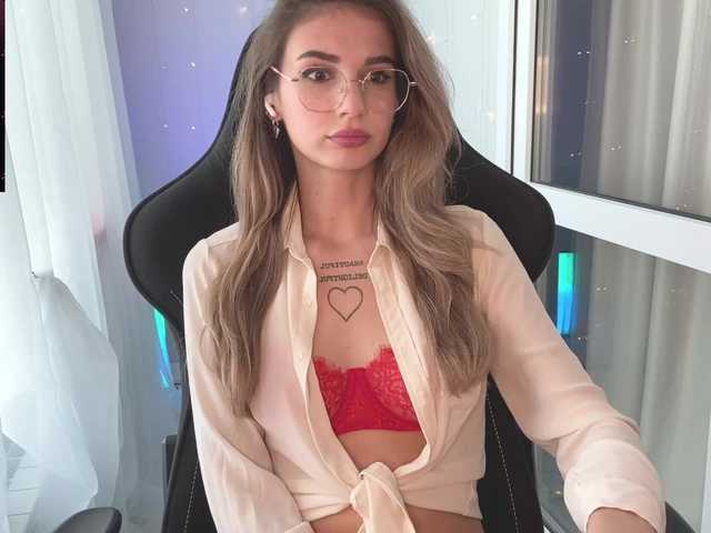 Blue-Berry-'s BongaCams show and profile