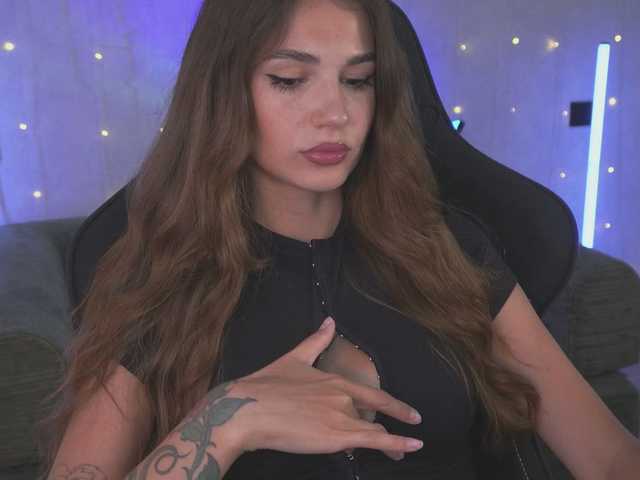 Blue-Berry- live cam on BongaCams