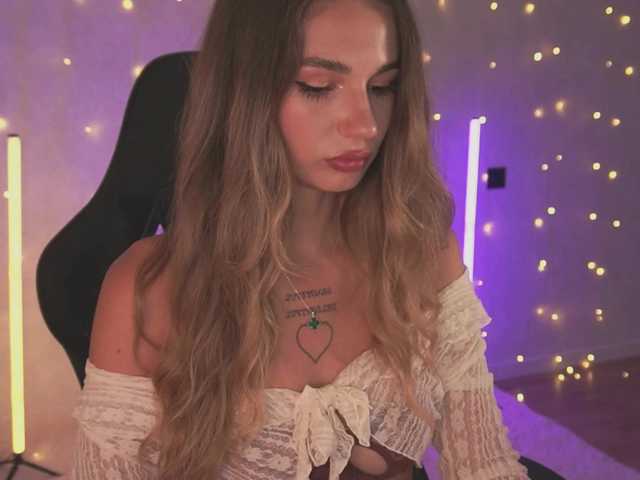 Blue-Berry- live webcam show
