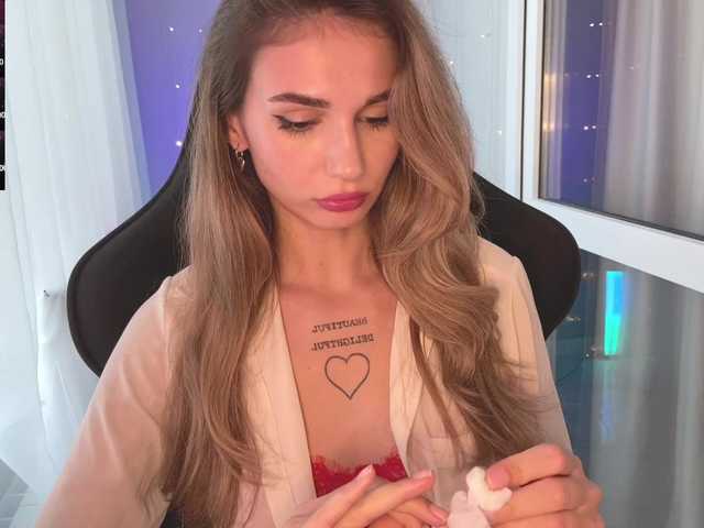 Blue-Berry-'s BongaCams show and profile