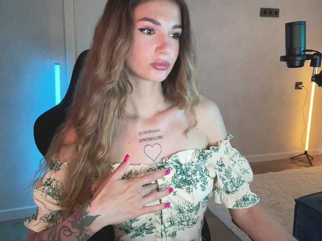 Blue-Berry- live cam