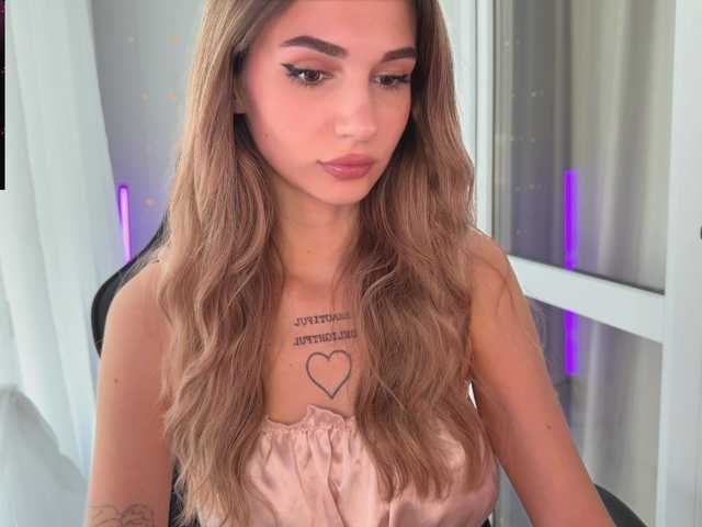 Blue-Berry-'s BongaCams show and profile