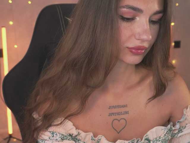 Blue-Berry- live webcam show