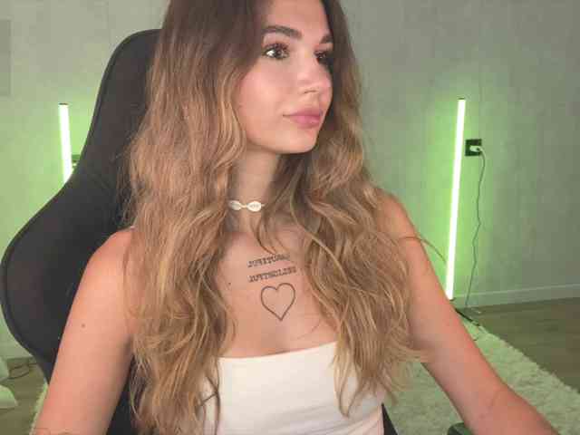 Blue-Berry- Sex Cam Show