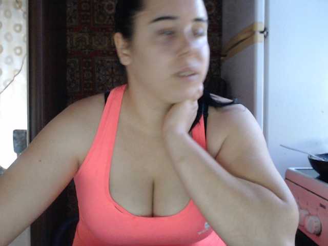 Marina22222 live cam on BongaCams