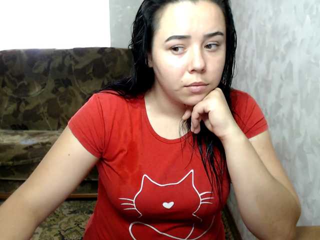 Marina22222 live cam on BongaCams
