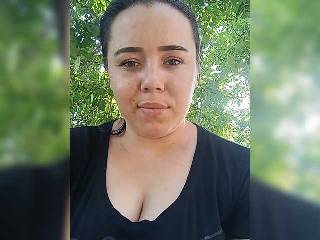 Marina22222 live cam on BongaCams