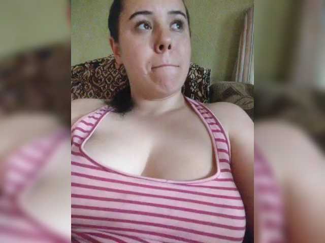 Marina22222 live cam on BongaCams