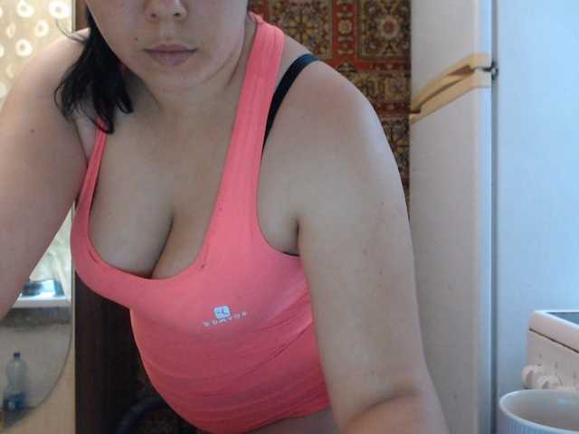 Marina22222 live cam on BongaCams