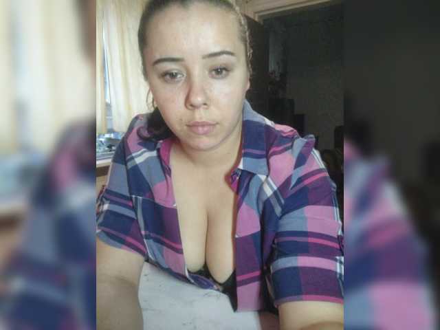 Marina22222 live cam on BongaCams