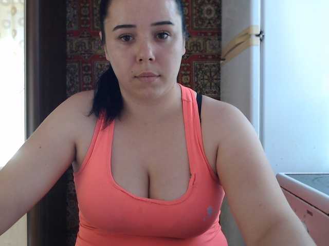 Marina22222 live cam on BongaCams