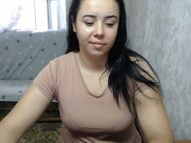 Marina22222 live cam on BongaCams