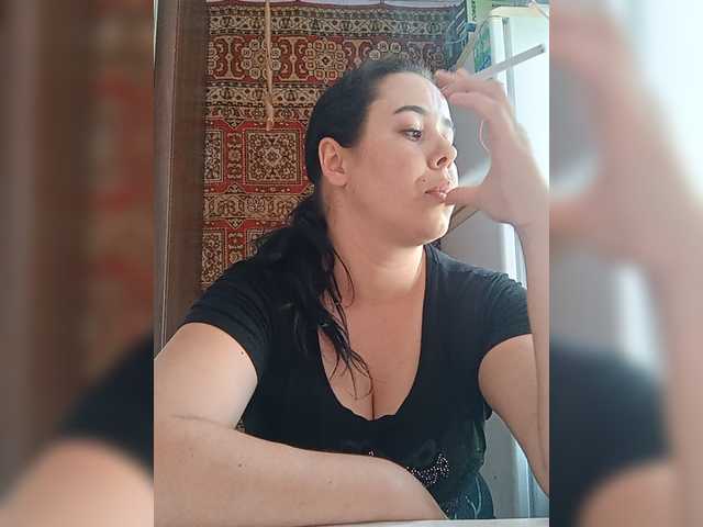 Marina22222 live cam on BongaCams