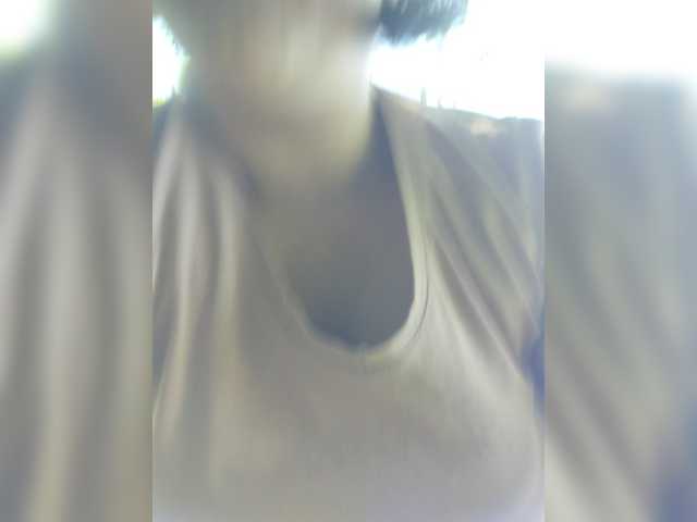 Marina22222 live cam on BongaCams