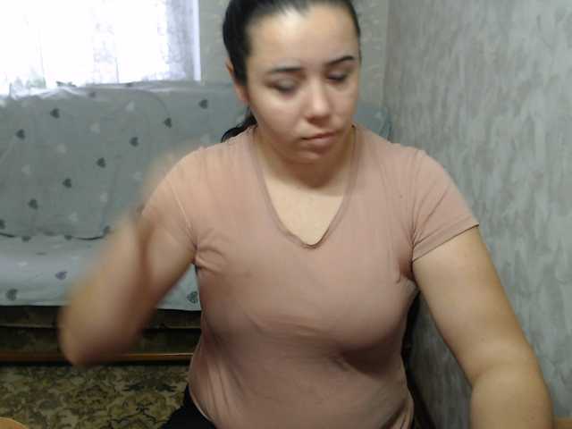Marina22222 live cam on BongaCams