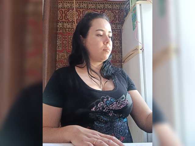 Marina22222 live cam on BongaCams