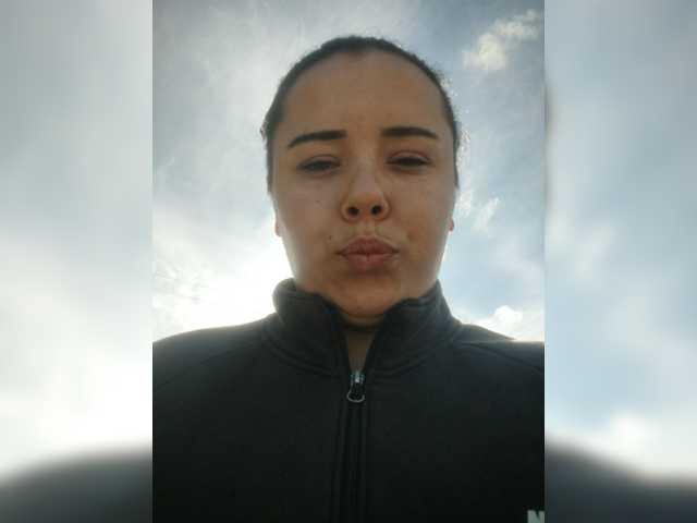 Marina22222, en directo ahora en BongaCams