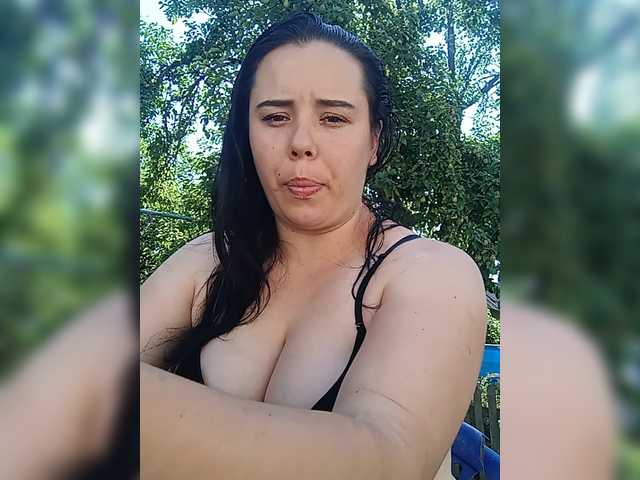 Marina22222 live cam on BongaCams