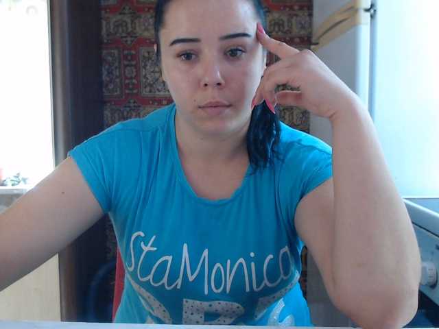 LoveMarina live cam preview