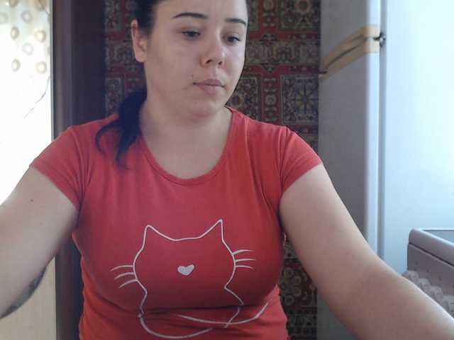 Marina22222 live cam on BongaCams