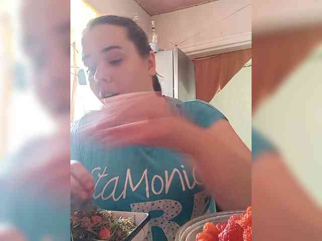 Marina22222 webcam