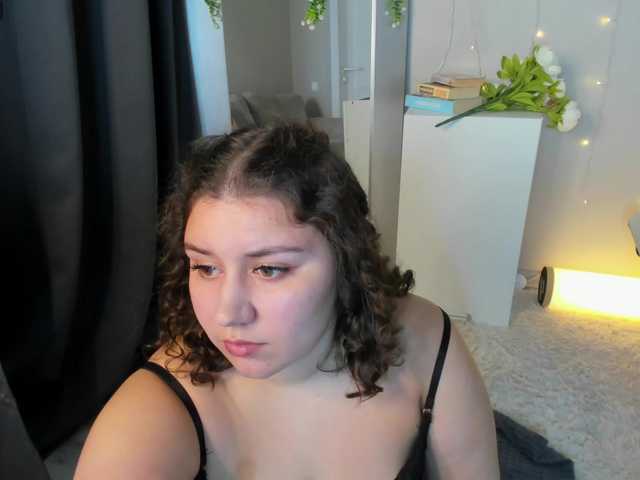Maya-Raay live cam on BongaCams
