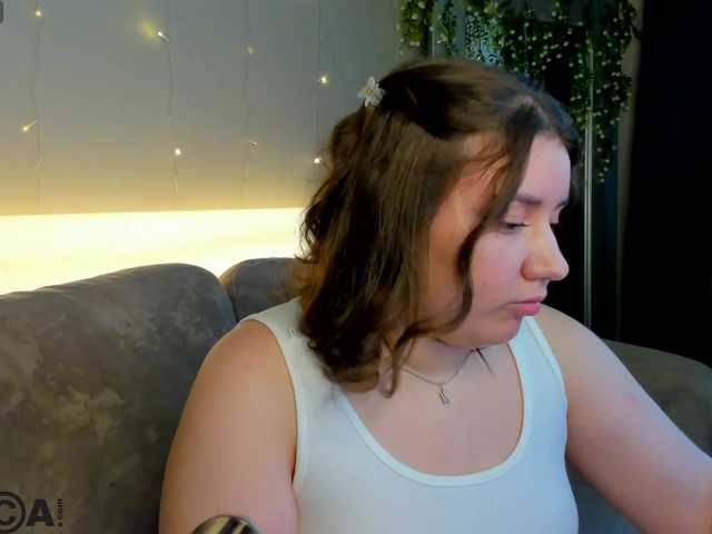 Maya-Raay live cam on BongaCams