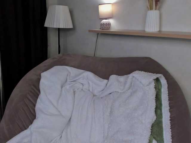 Maya-Raay live cam on BongaCams