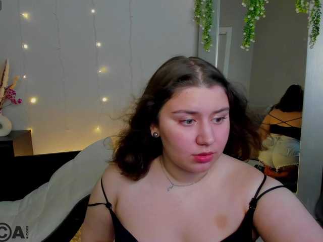 Maya-Raay live cam on BongaCams