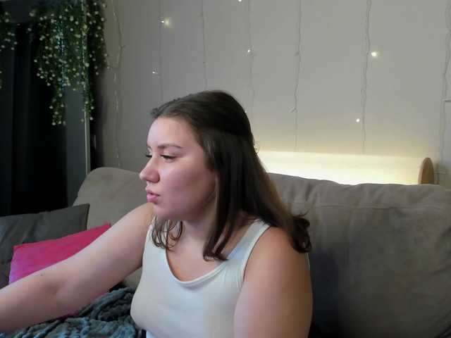 Maya-Raay live cam on BongaCams