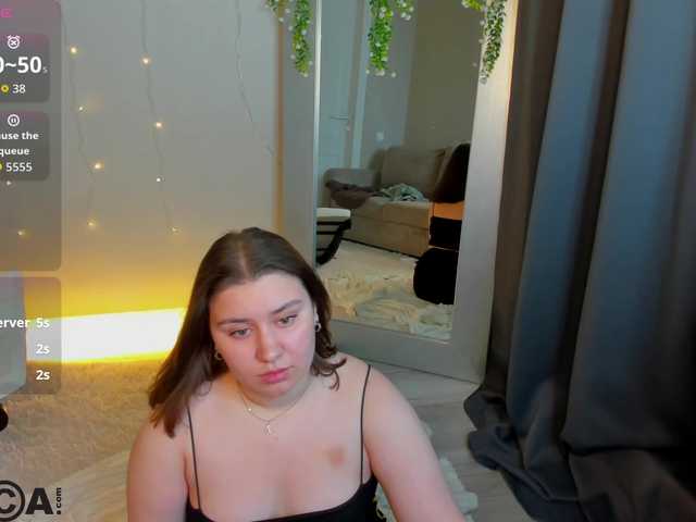 Maya-Raay live cam on BongaCams