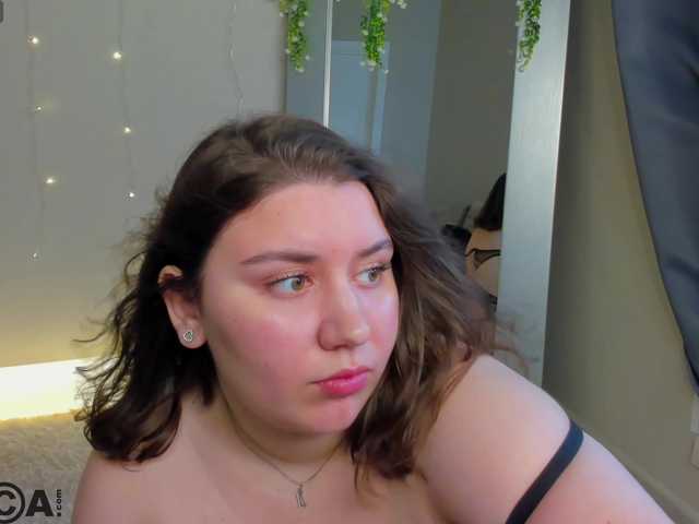 Maya-Raay live cam on BongaCams