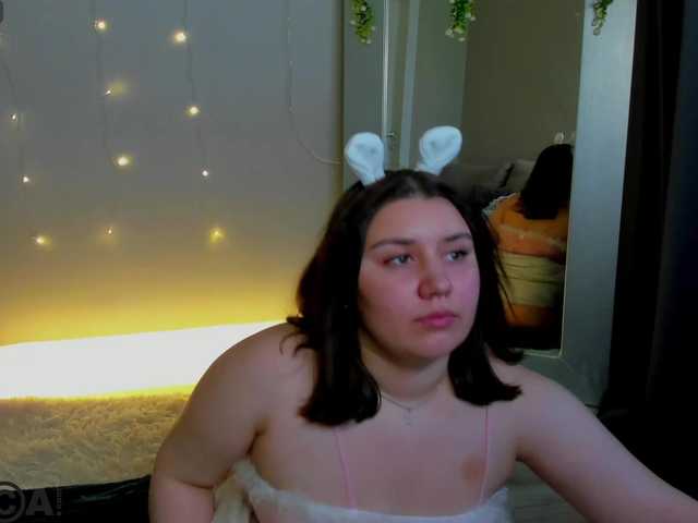 Maya-Raay live cam on BongaCams