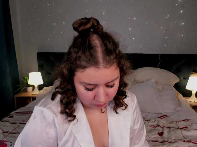 Maya-Raay live cam on BongaCams