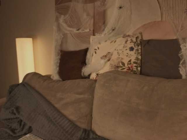 Maya-Raay live cam on BongaCams