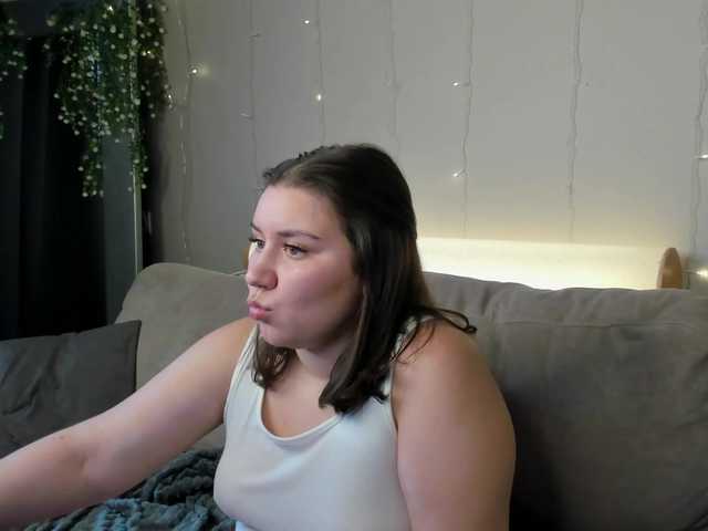 Maya-Raay live cam on BongaCams