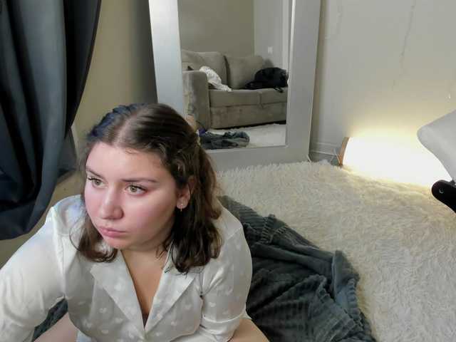 Maya-Raay live cam on BongaCams