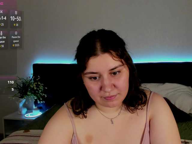 Maya-Raay live cam on BongaCams