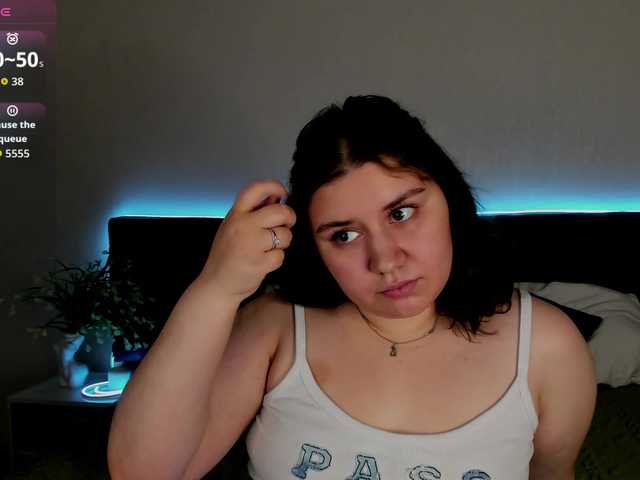 Maya-Raay live cam on BongaCams