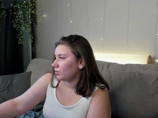 Maya-Raay live cam on BongaCams