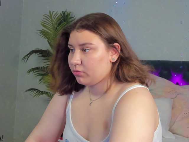 Maya-Raay live cam on BongaCams
