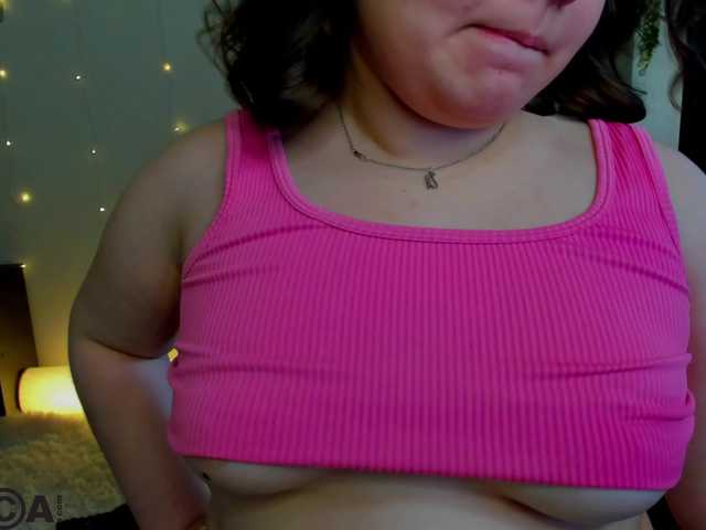 Maya-Raay live cam on BongaCams