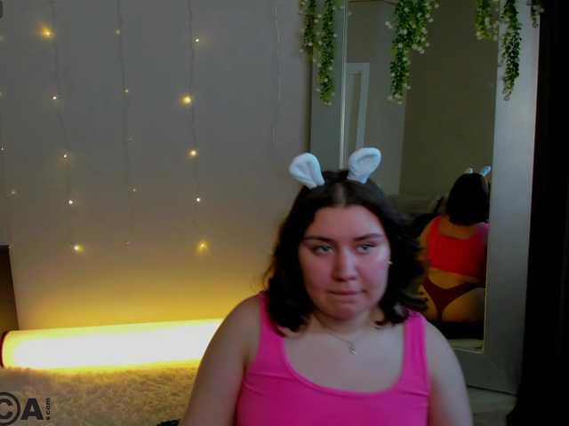 Maya-Raay live cam on BongaCams